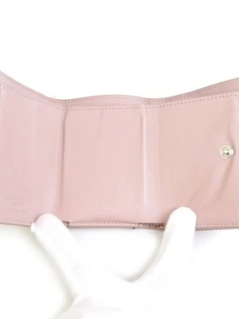 Auth SAINT LAURENT Trifold Wallet Pink Embossed Leather - h31195a - Picture 3 of 11